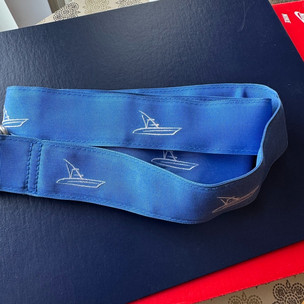 Vineyard Vines Blue Boat Ribbon Belt